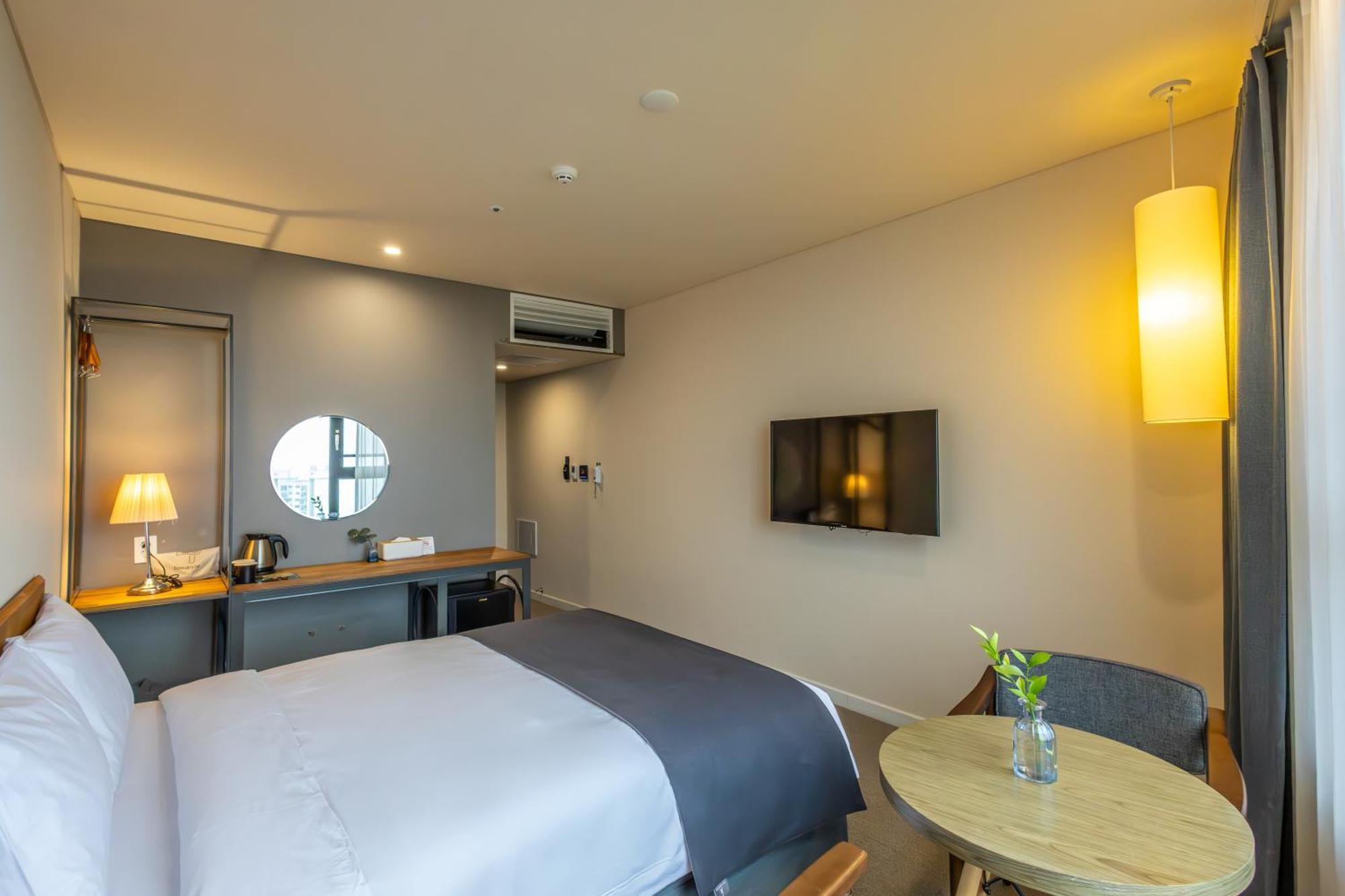 Jk Blossom Hotel Seoul Bagian luar foto