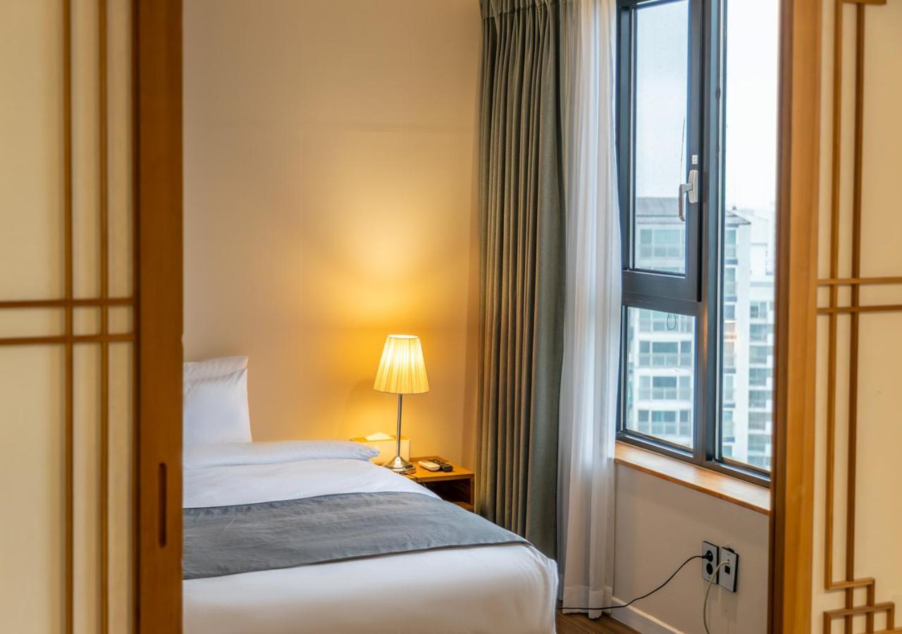 Jk Blossom Hotel Seoul Bagian luar foto