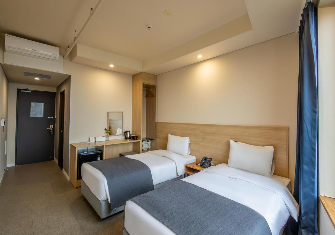Jk Blossom Hotel Seoul Bagian luar foto