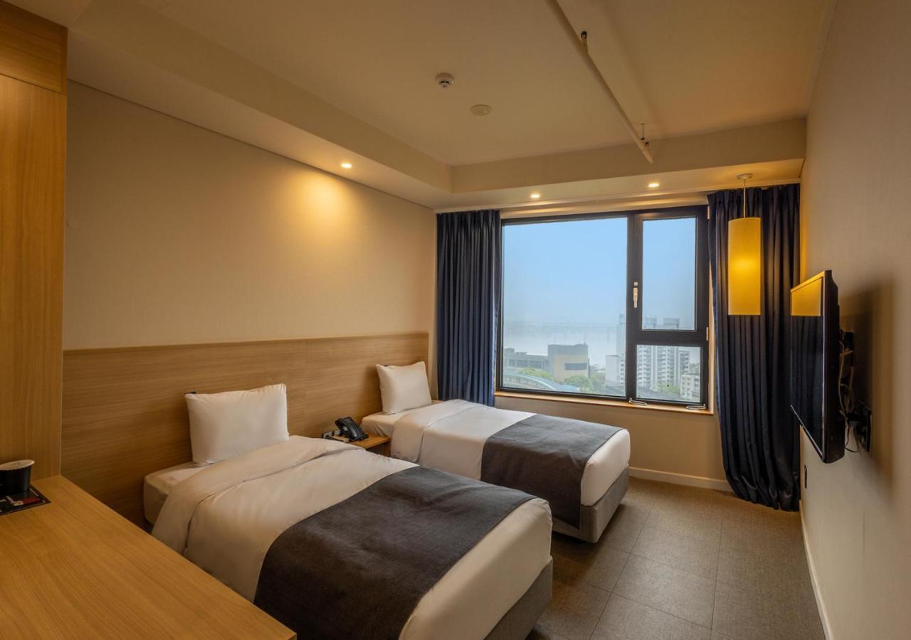 Jk Blossom Hotel Seoul Bagian luar foto