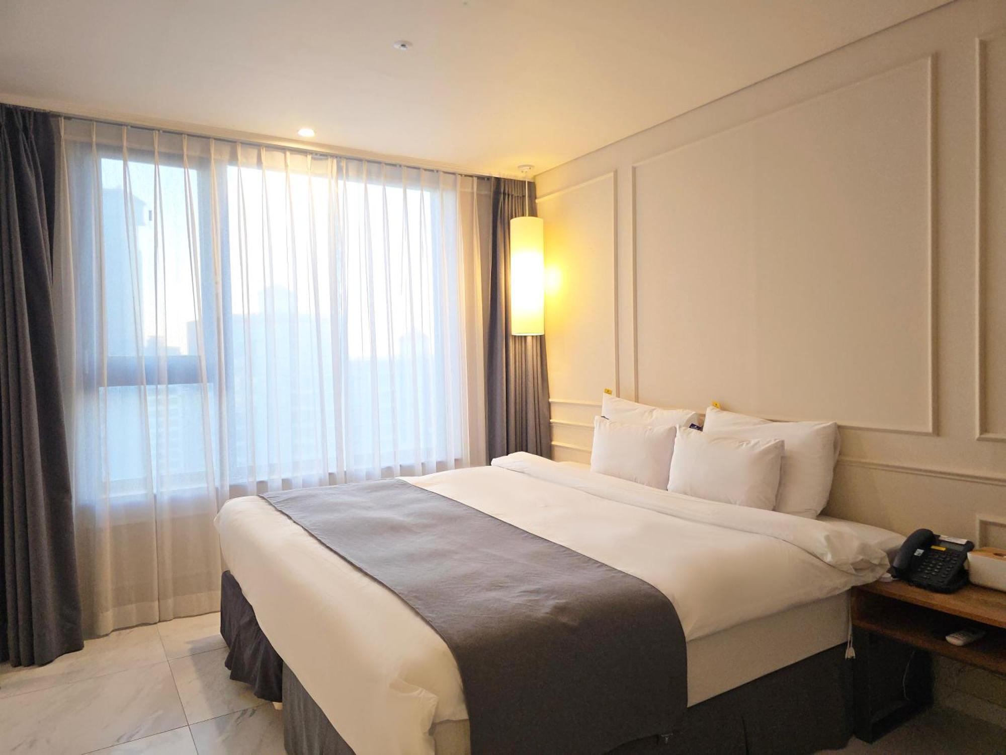 Jk Blossom Hotel Seoul Bagian luar foto